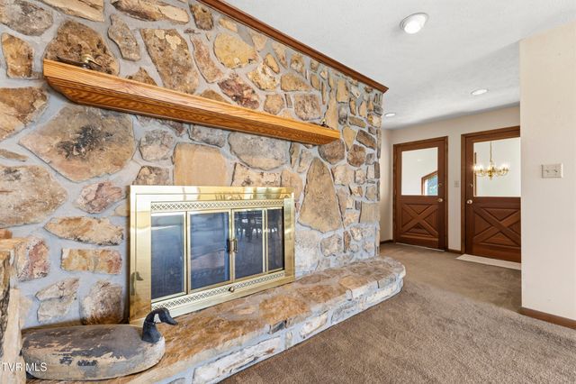 7366 Circle Point Drive, Talbott, TN 37877