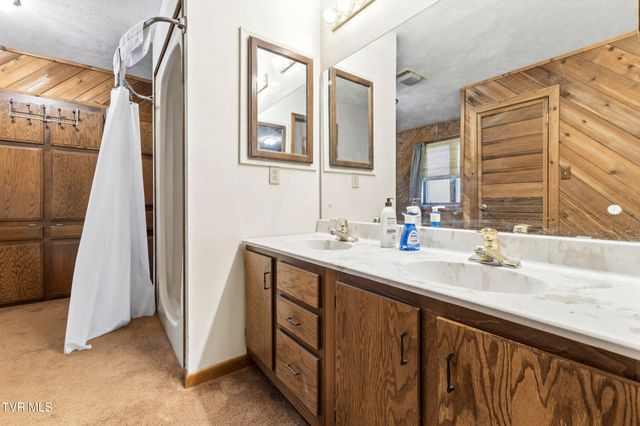 7366 Circle Point Drive, Talbott, TN 37877