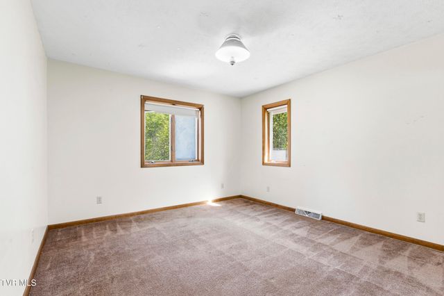 7366 Circle Point Drive, Talbott, TN 37877