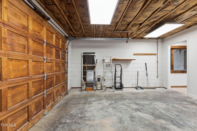 7366 Circle Point Drive, Talbott, TN 37877