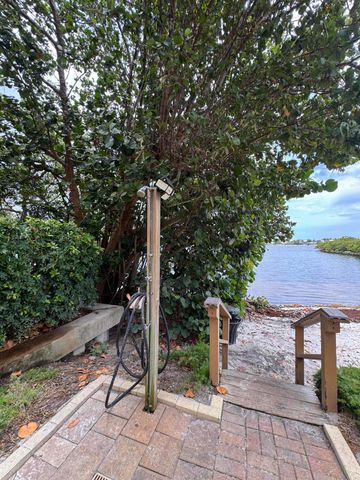 700 Scotia Drive 103, Hypoluxo, FL 33462