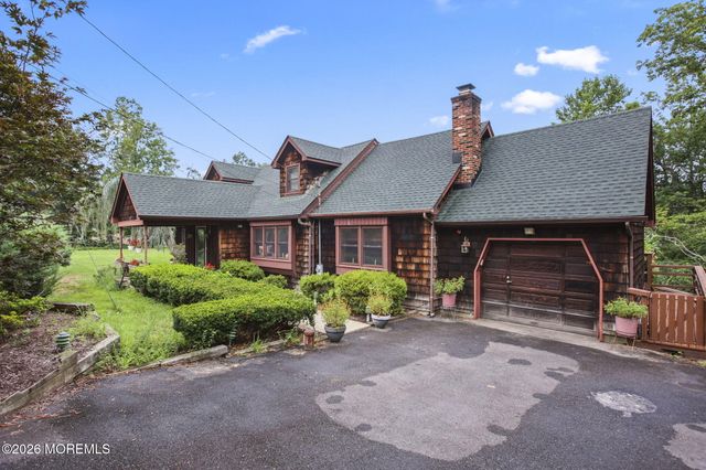 30 S Lakeview Drive, Jackson, NJ 08527