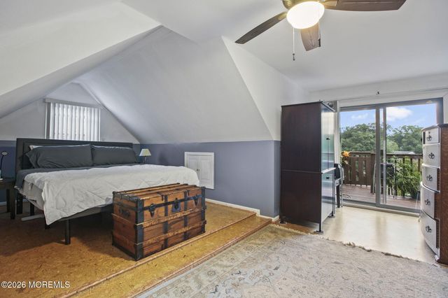 30 S Lakeview Drive, Jackson, NJ 08527