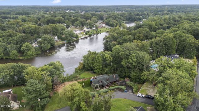 30 S Lakeview Drive, Jackson, NJ 08527