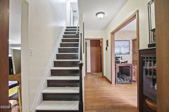 30 S Lakeview Drive, Jackson, NJ 08527