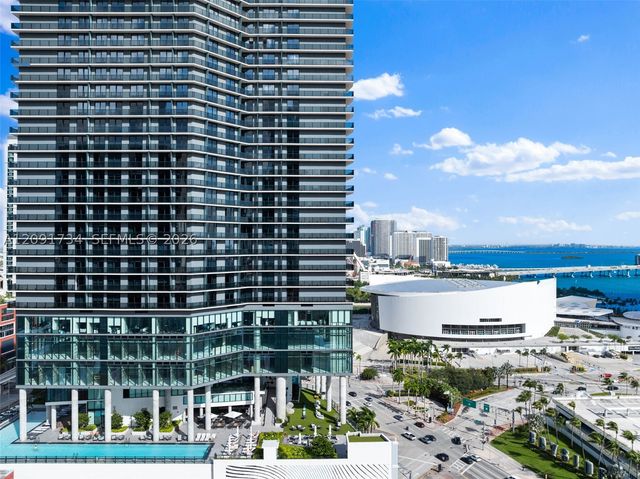 398 NE 5th St 3805, Miami, FL 33132