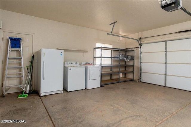 10193 E Windtalker Road, Hereford, AZ 85615