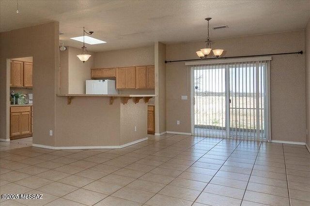 10193 E Windtalker Road, Hereford, AZ 85615