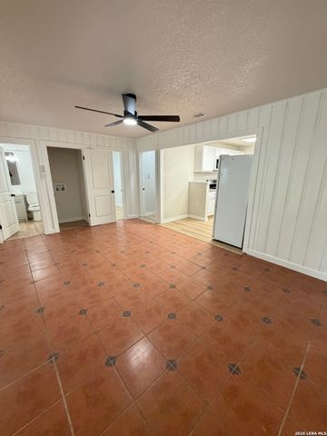 134 SHASTA AVE, San Antonio, TX 78221