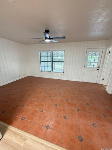 134 SHASTA AVE, San Antonio, TX 78221