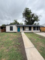 134 SHASTA AVE, San Antonio, TX 78221