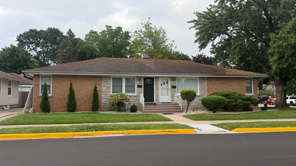 1015 18th Street, North Chicago, IL 60064