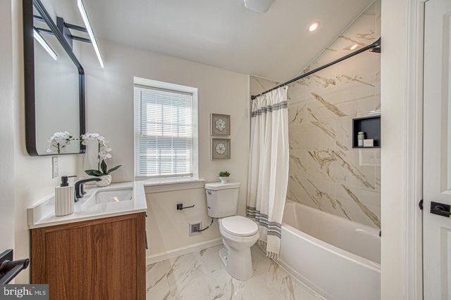 117 WASHINGTON AVE, Upper Chichester, PA 19014