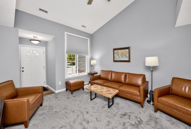 4011 NE Gardenia Lane, Ankeny, IA 50021