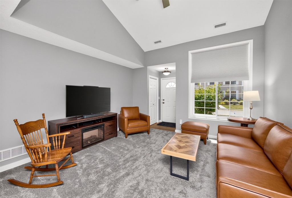 4011 NE Gardenia Lane, Ankeny, IA 50021