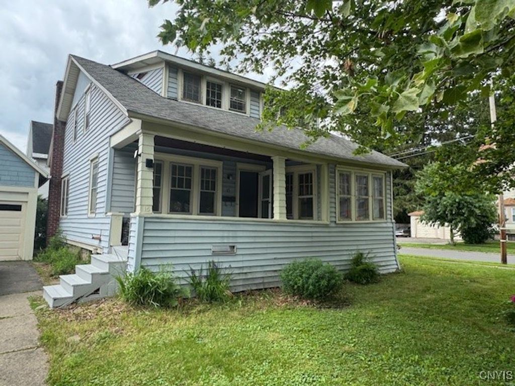 15 Broadway Avenue, Cortland, NY 13045