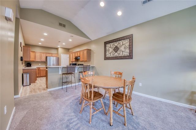 2072 Winchester Ct, Connoquenessing Twp, PA 16053