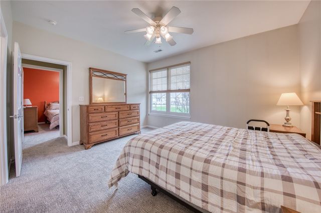 2072 Winchester Ct, Connoquenessing Twp, PA 16053