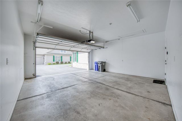 2072 Winchester Ct, Connoquenessing Twp, PA 16053