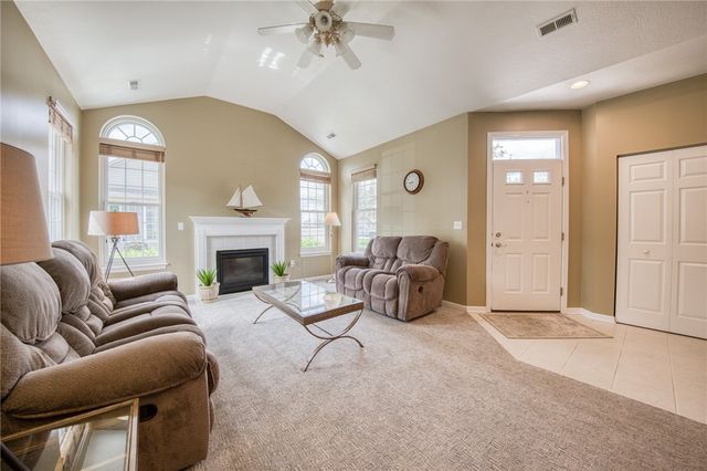 2072 Winchester Ct, Connoquenessing Twp, PA 16053