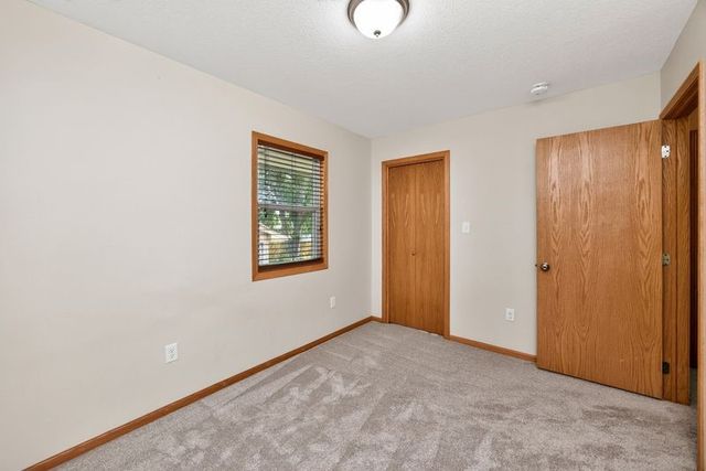 4309 68th Street, Urbandale, IA 50322