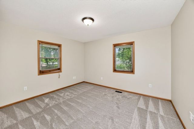 4309 68th Street, Urbandale, IA 50322