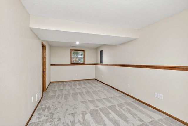 4309 68th Street, Urbandale, IA 50322