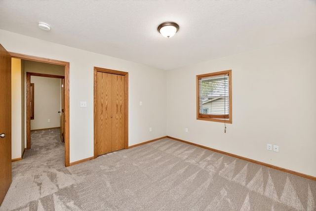 4309 68th Street, Urbandale, IA 50322