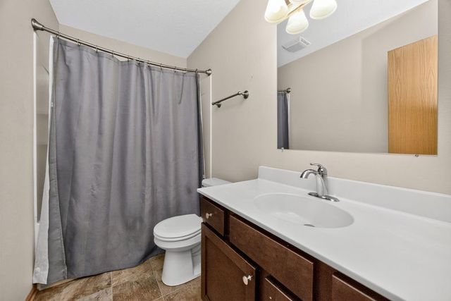 4309 68th Street, Urbandale, IA 50322