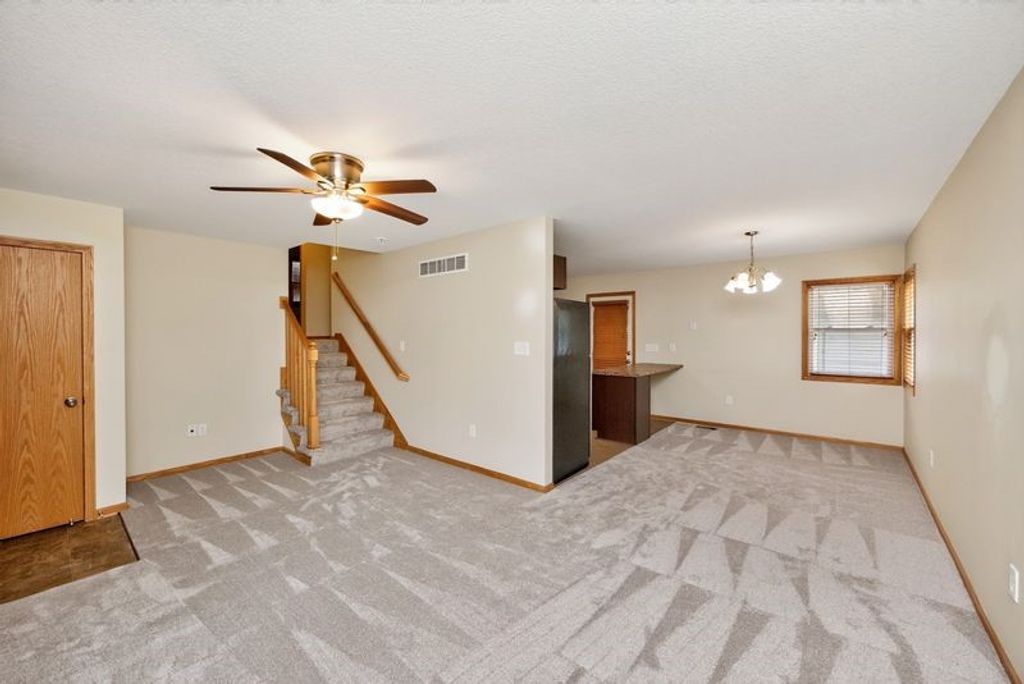 4309 68th Street, Urbandale, IA 50322