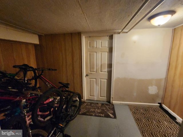 2911 MCELDERRY ST, Baltimore, MD 21205