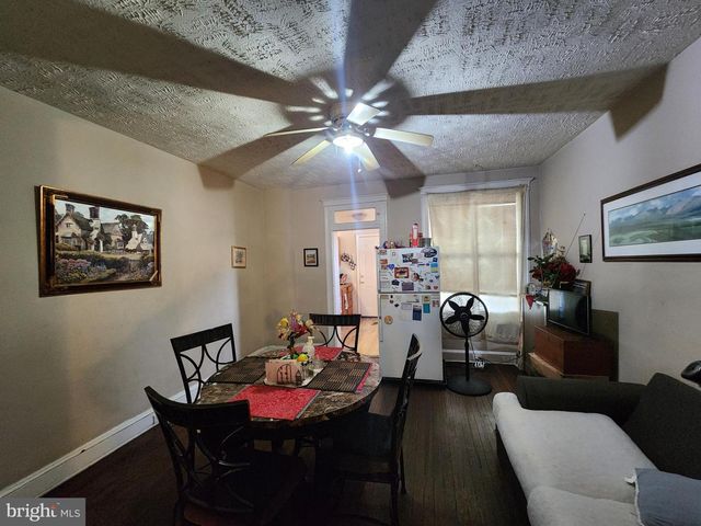 2911 MCELDERRY ST, Baltimore, MD 21205