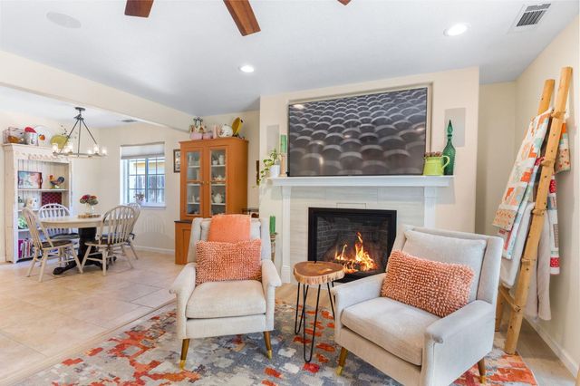 6708 Chastain St, Orangevale, CA 95662