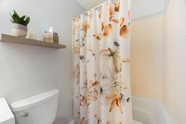 6708 Chastain St, Orangevale, CA 95662