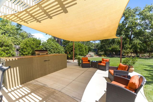6708 Chastain St, Orangevale, CA 95662