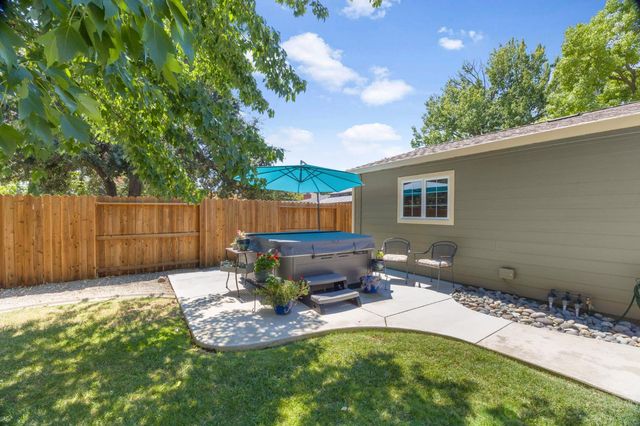 6708 Chastain St, Orangevale, CA 95662