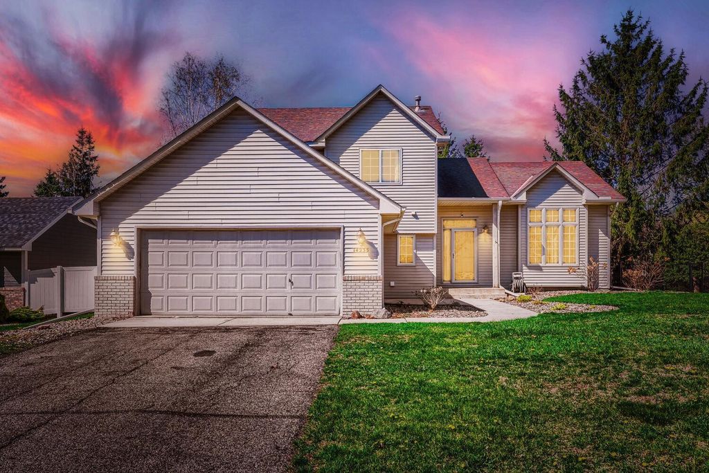 14233 Cobbler Avenue, Rosemount, MN 55068