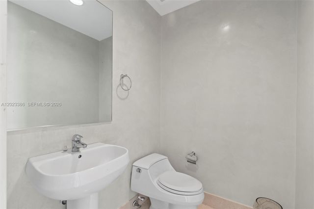 18101 Collins Ave 1502, Sunny Isles Beach, FL 33160
