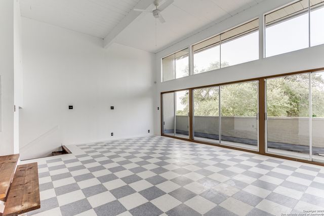 3102 Eisenhauer Rd Apt B20, San Antonio, TX 78209