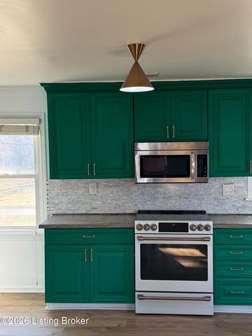 6410 Transylvania Beach Rd, Prospect, KY 40059