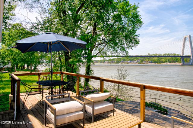 6410 Transylvania Beach Rd, Prospect, KY 40059