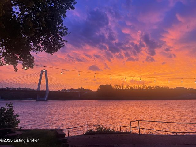 6410 Transylvania Beach Rd, Prospect, KY 40059