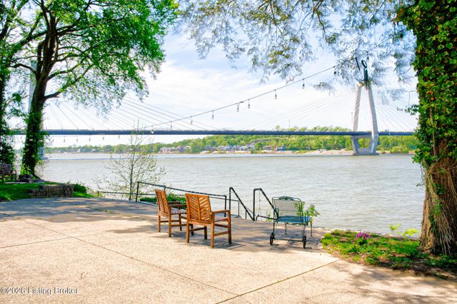 6410 Transylvania Beach Rd, Prospect, KY 40059