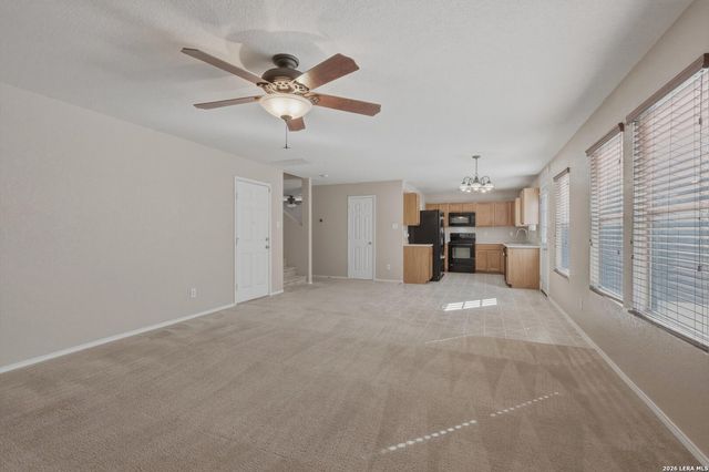 7810 Liberty Horse, Selma, TX 78154