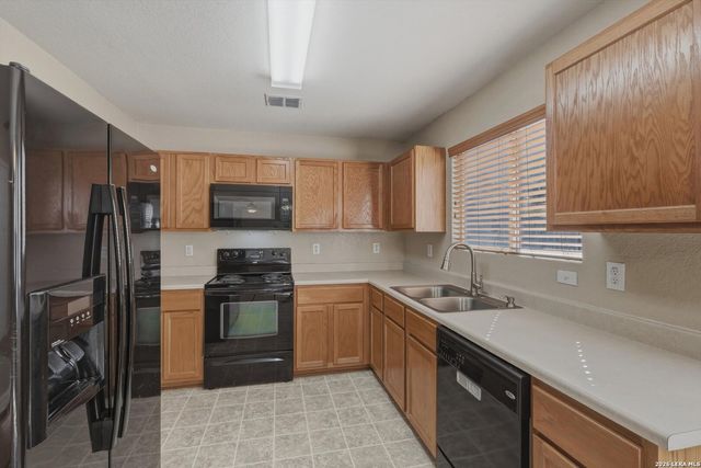 7810 Liberty Horse, Selma, TX 78154