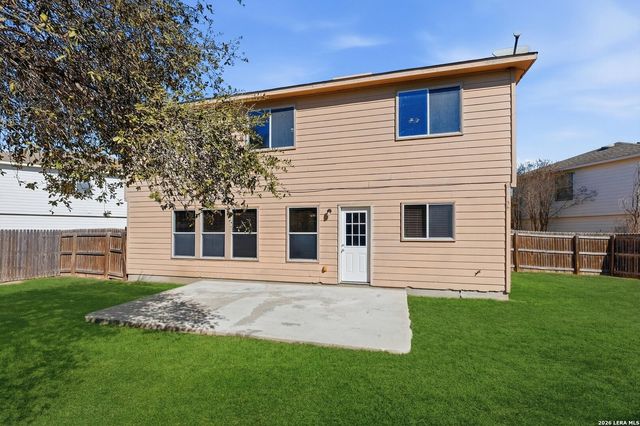 7810 Liberty Horse, Selma, TX 78154