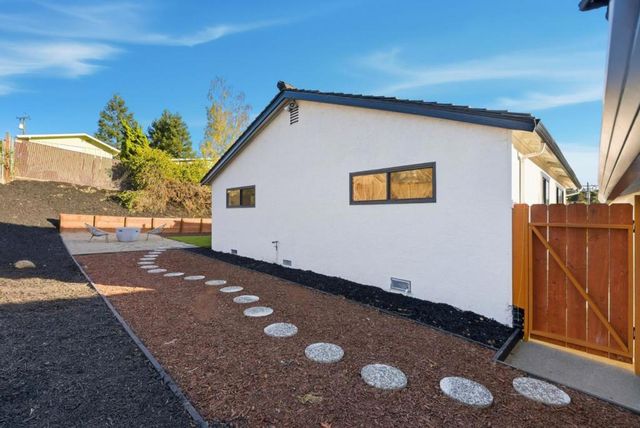 17838 Walnut Road, Castro Valley, CA 94546