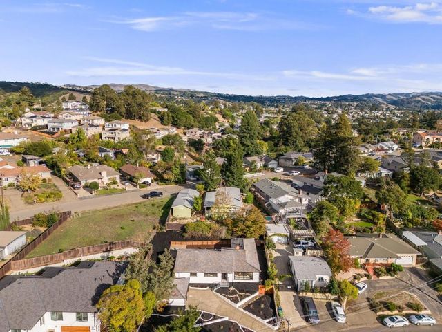 17838 Walnut Road, Castro Valley, CA 94546
