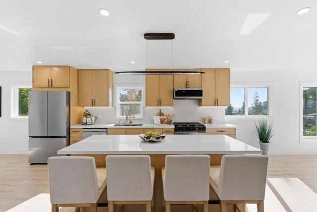 17838 Walnut Road, Castro Valley, CA 94546