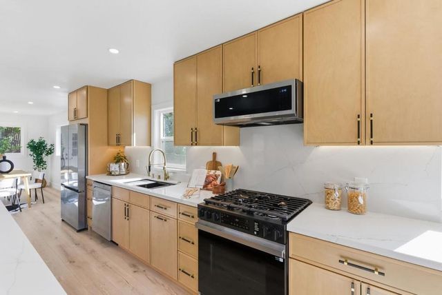 17838 Walnut Road, Castro Valley, CA 94546